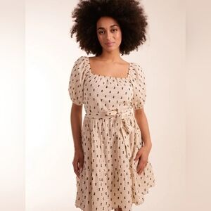 Sim & Sam Milkmaid Linen Dress Sz XS. NWT. FL